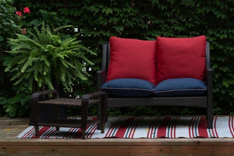 Outdoor Hacks: Garden Furniture Cushions and Covers | Blog | BillyOh