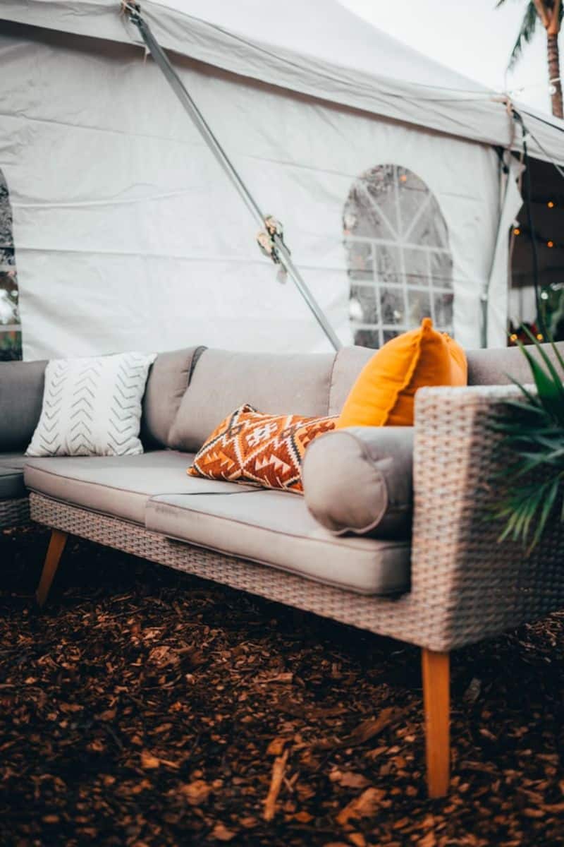 Outdoor Hacks: Garden Furniture Cushions and Covers | Blog | BillyOh