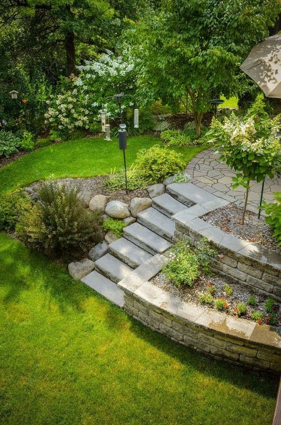 How To Landscape A Sloping Garden: 32 Sloping Garden Ideas | BillyOh