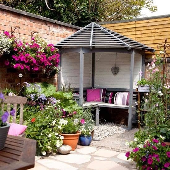 50 Super Corner Garden Ideas | Picture Post | BillyOh | Blog