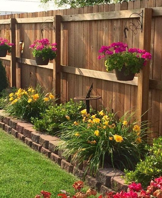 Side flower beds